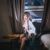 恩田直幸《麻衣学姐》主题写真：63张全套美图