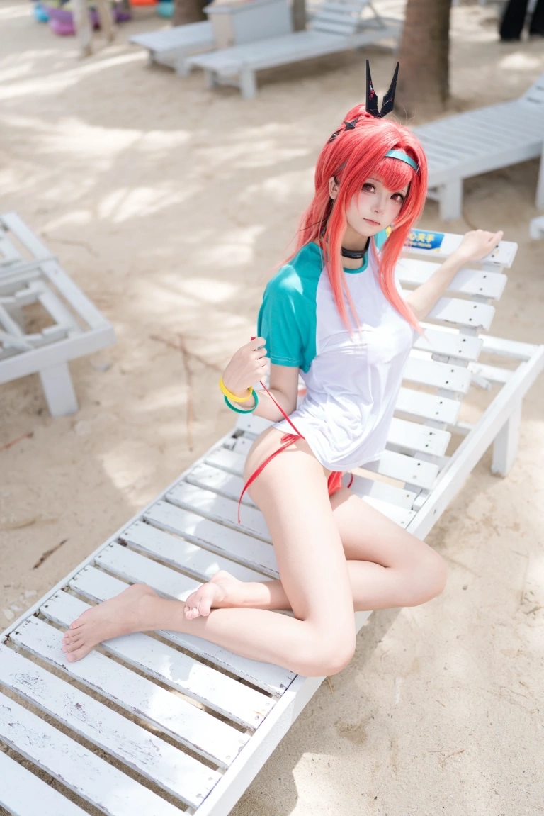 九柒喵《Nikke 拉毗泳装》主题写真：11张全套美图