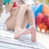 九柒喵《Nikke 拉毗泳装》主题写真：11张全套美图