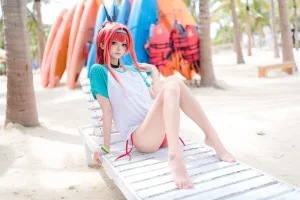 九柒喵《Nikke 拉毗泳装》主题写真：11张全套美图