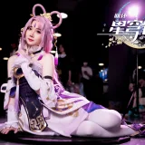 焖焖碳《符玄》主题写真：11张全套美图
