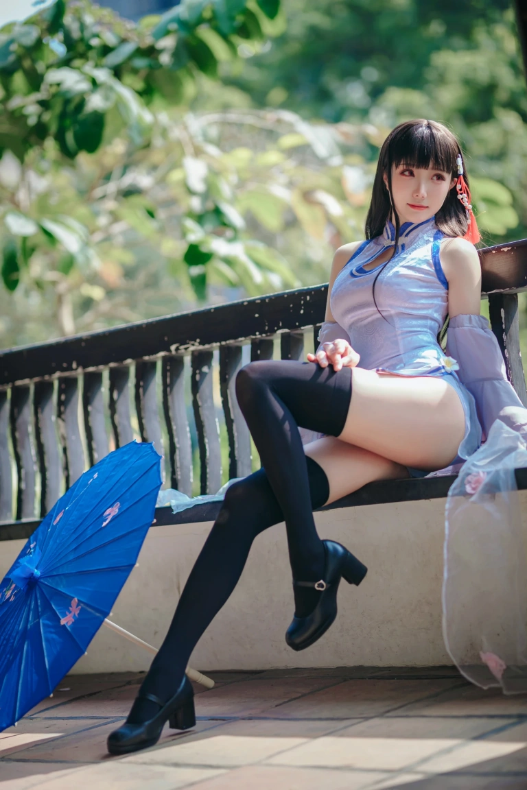 瓜希酱《碧蓝航线 逸仙》主题写真：22张全套美图