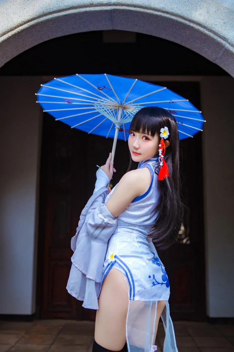 瓜希酱《碧蓝航线 逸仙》主题写真：22张全套美图