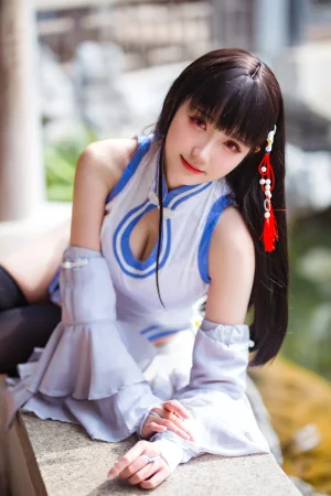 瓜希酱《碧蓝航线 逸仙》主题写真：22张全套美图