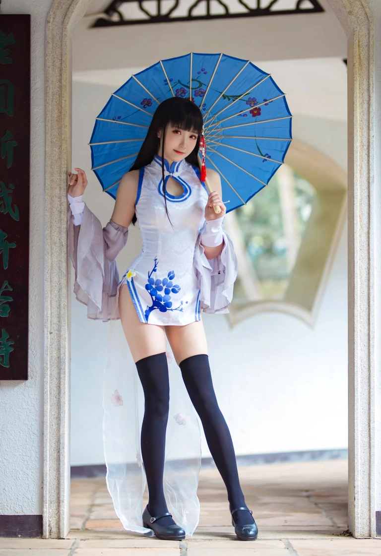 瓜希酱《碧蓝航线 逸仙》主题写真：22张全套美图
