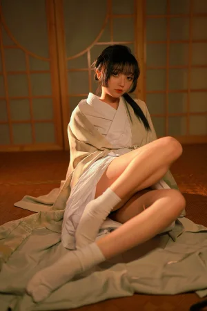 花铃《和服绳衣》主题写真：22张全套美图