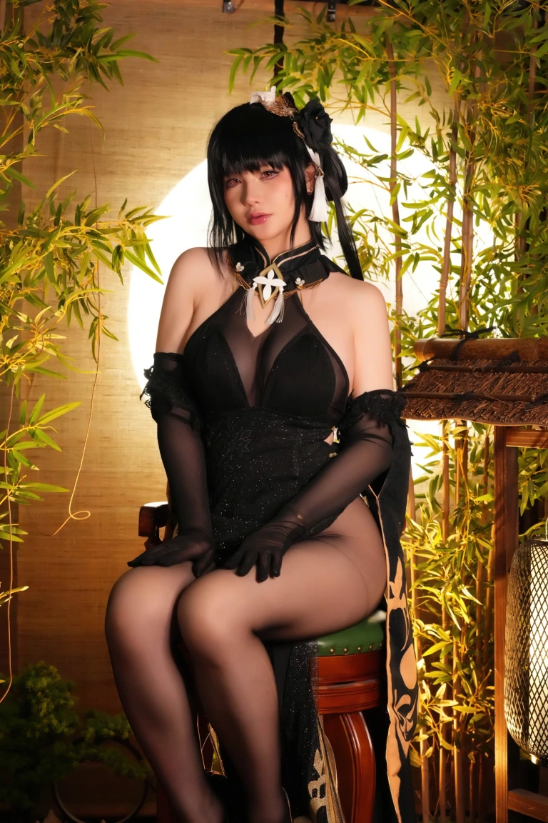 前羽《碧蓝航线 镇海》主题写真：23张全套美图