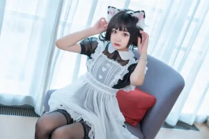 恩田直幸《奶牛猫女仆》主题写真：46张全套美图