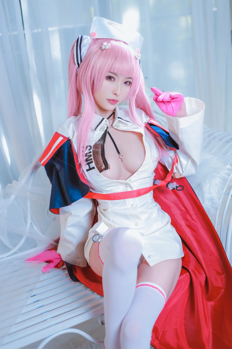 清水由乃《英仙座护士服》主题写真：52张全套美图