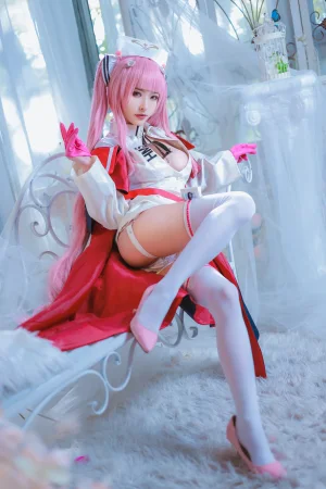 清水由乃《英仙座护士服》主题写真：52张全套美图