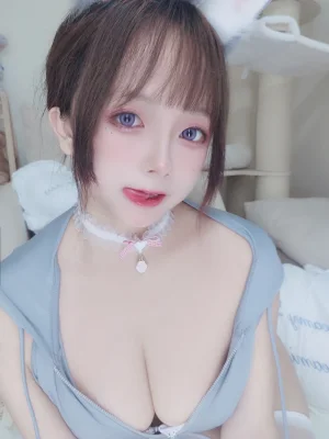日奈娇(椎名莜)《兔兔卫衣》主题写真：65张全套美图，含1个视频