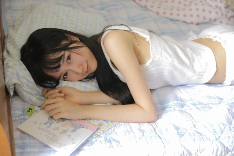 木棉棉《绵相随 亲亲我的宝贝》主题写真：14张全套美图