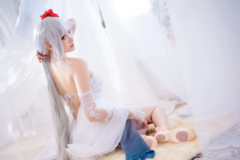 瓜希酱《翔鹤》主题写真：19张全套美图