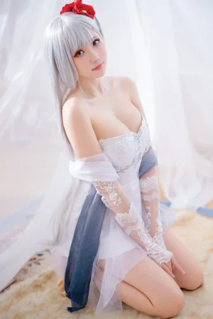 瓜希酱《翔鹤》主题写真：19张全套美图