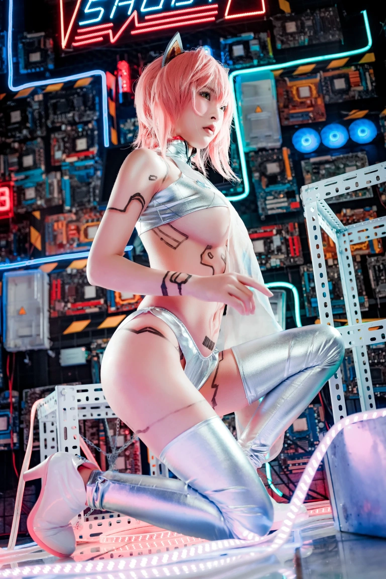 清水由乃《泰丝机娘》主题写真：32张全套美图