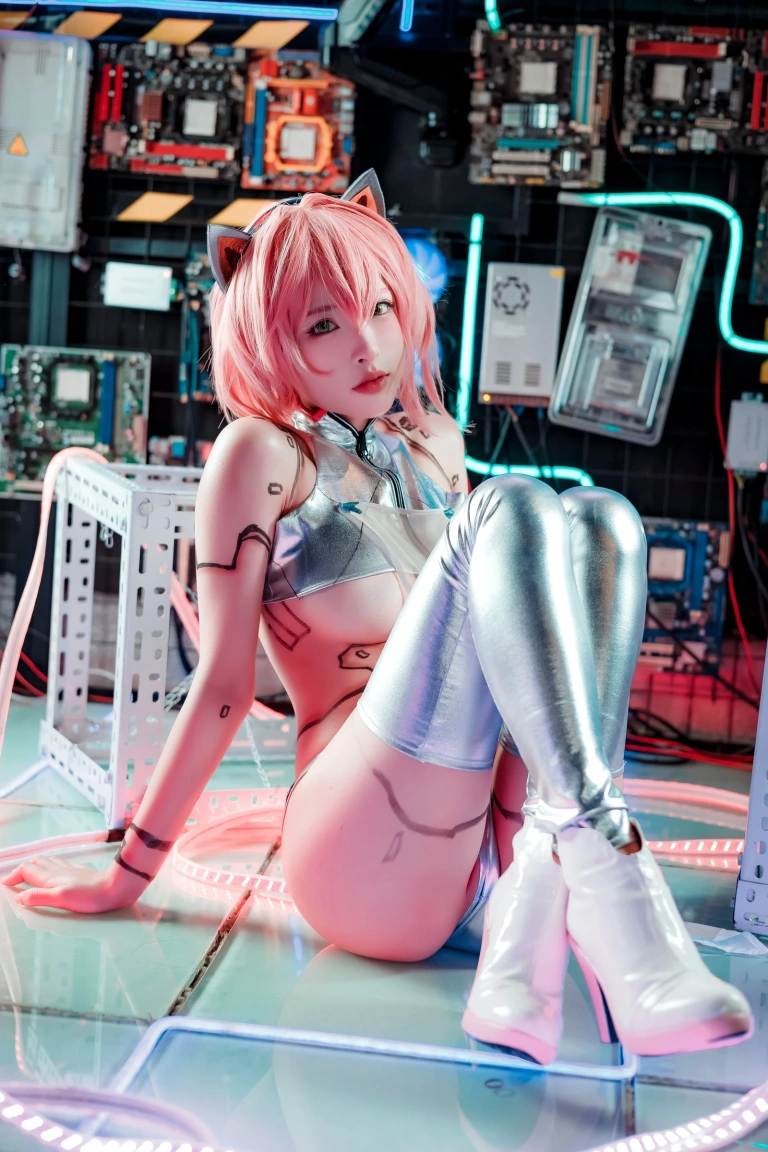 清水由乃《泰丝机娘》主题写真：32张全套美图