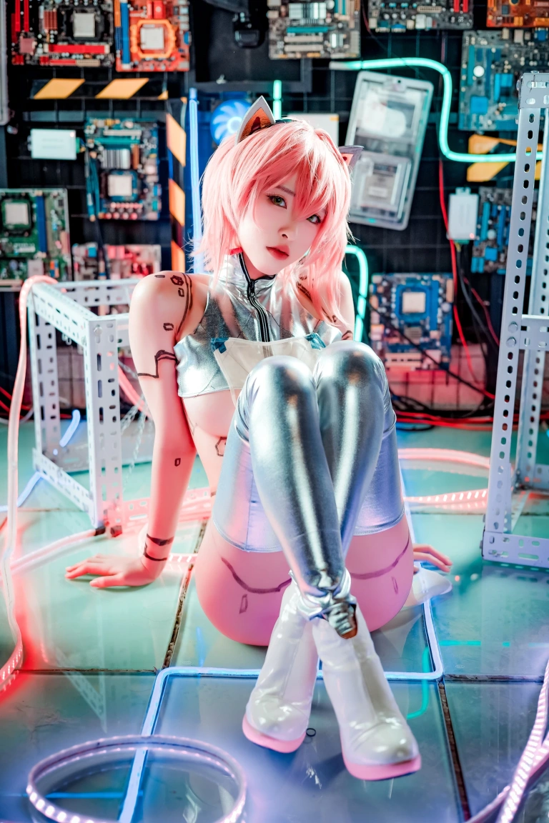 清水由乃《泰丝机娘》主题写真：32张全套美图