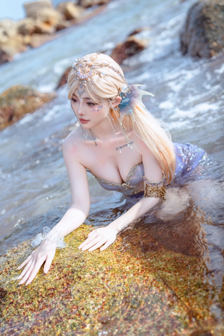 桃良阿宅《年年有鱼》主题写真：35张全套美图