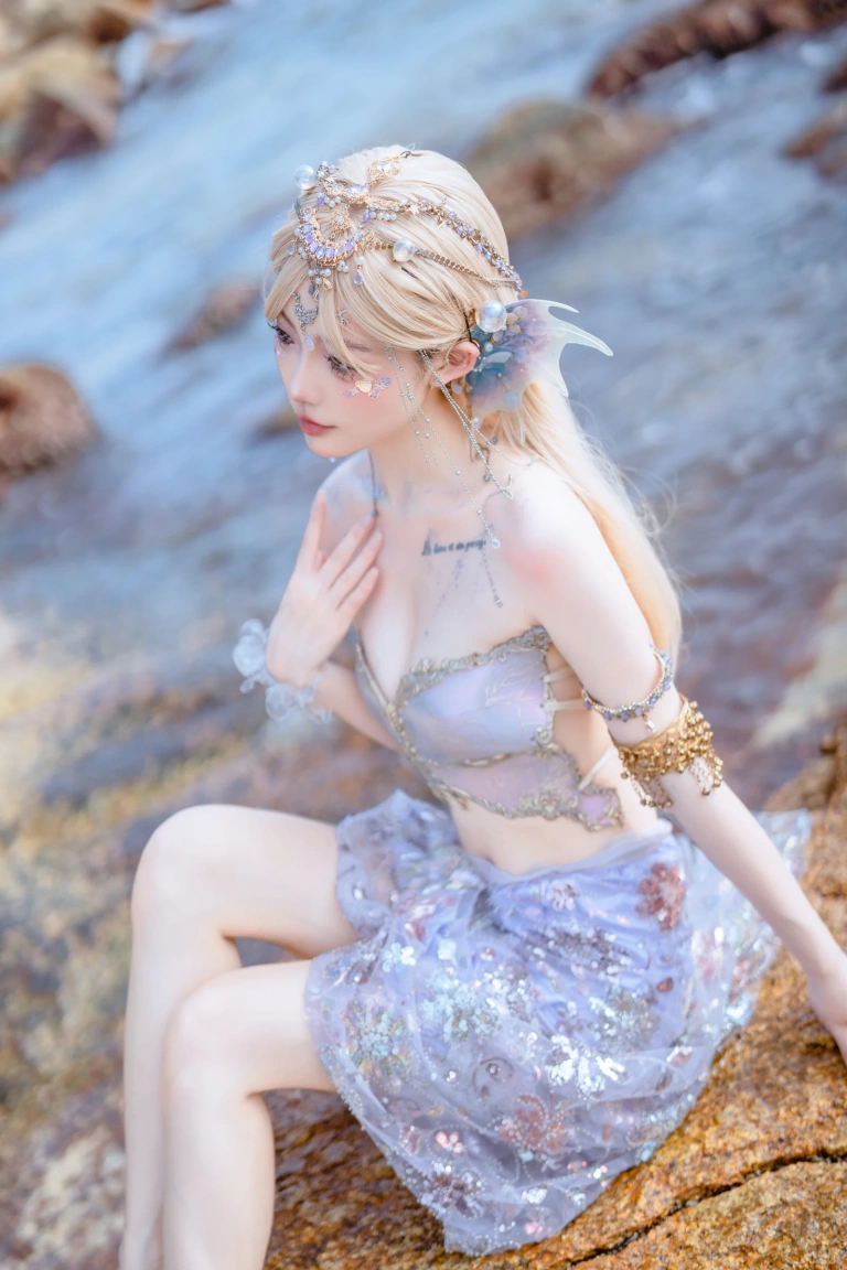 桃良阿宅《年年有鱼》主题写真：35张全套美图