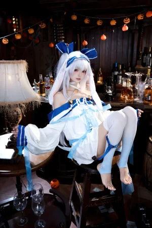 九柒喵《碧蓝航线 拉菲ll》主题写真：46张全套美图