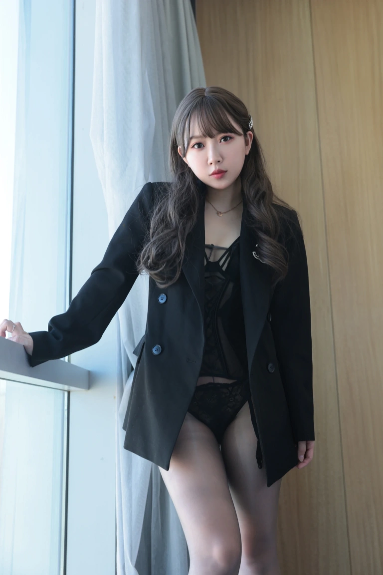 小女巫露娜《秋秋》主题写真：104张全套美图