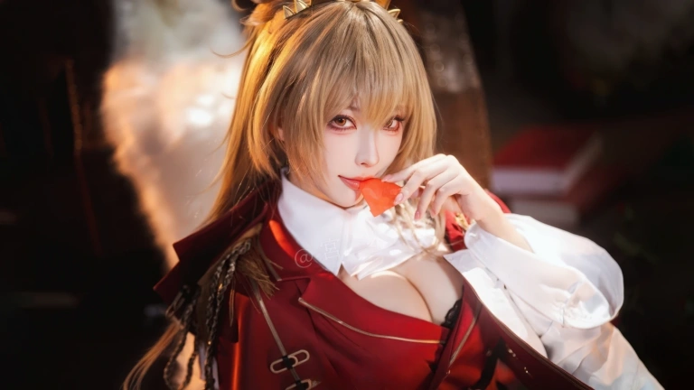 宮本桜《碧蓝航线 狮》主题写真：12张全套美图