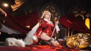 宮本桜《碧蓝航线 狮》主题写真：12张全套美图
