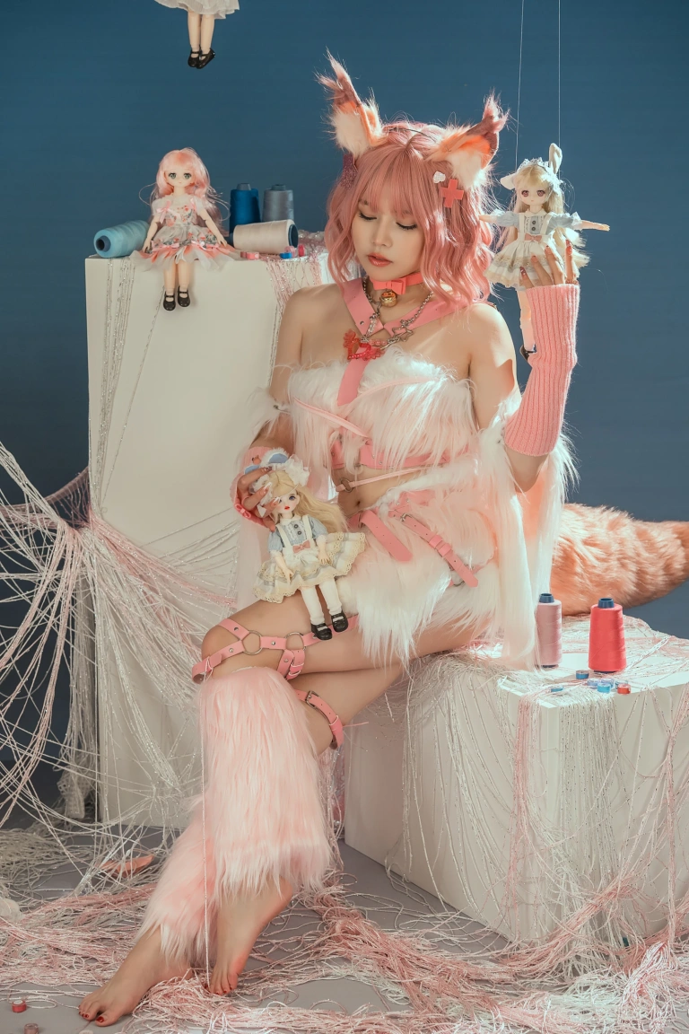 七月喵子《幻想兽娘集日食 蒂迟亚希》主题写真：24张全套美图
