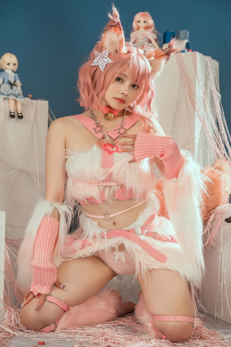 七月喵子《幻想兽娘集日食 蒂迟亚希》主题写真：24张全套美图