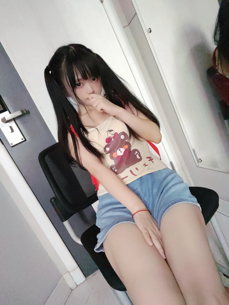 神沢永莉《放学后也是好学生》主题写真：44张全套美图，含1个视频