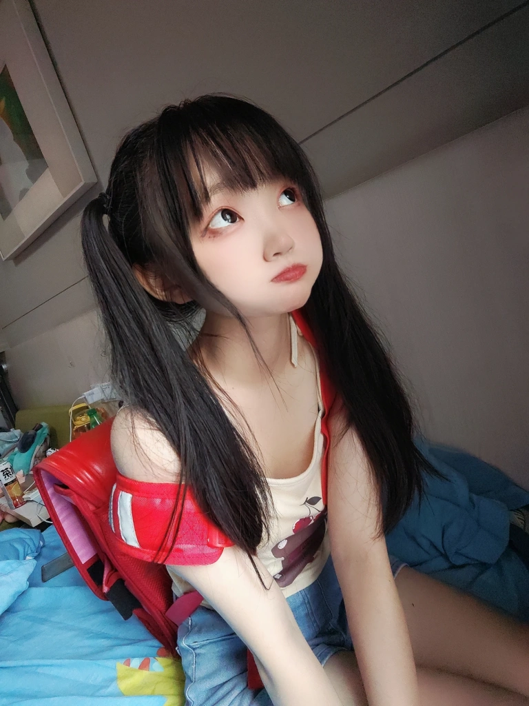 神沢永莉《放学后也是好学生》主题写真：44张全套美图，含1个视频
