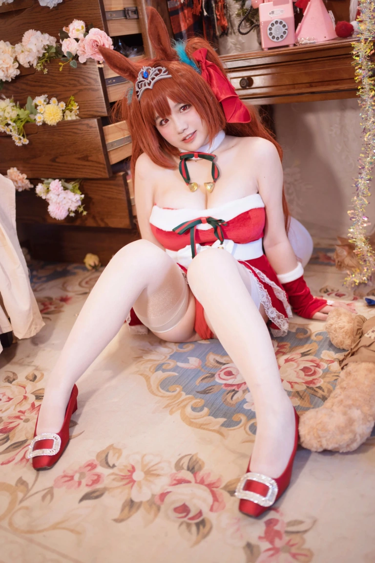 阿半今天很开心《赛马娘 大和赤骥·绯红的星落之夜》主题写真：48张全套美图
