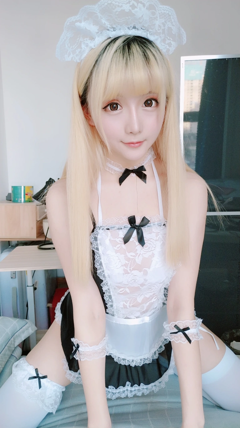星之迟迟《定制 6-29 女仆》主题写真：61张全套美图，含1个视频