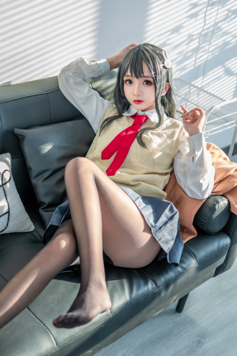 日奈娇(椎名莜)《麻衣校服》主题写真：73张全套美图