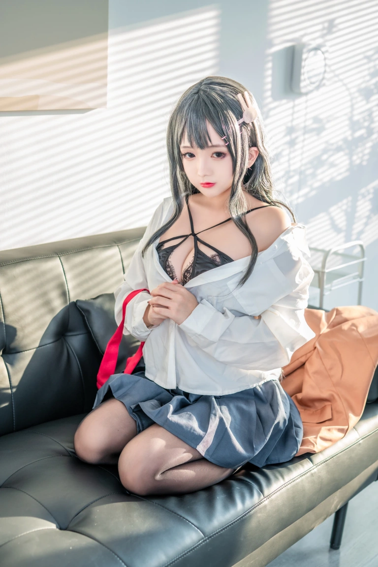 日奈娇(椎名莜)《麻衣校服》主题写真：73张全套美图