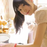 木棉棉《绵相随 厨娘》主题写真：8张全套美图