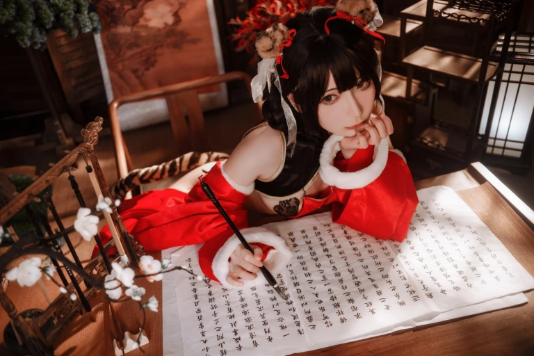 是三不是世《小老虎》主题写真：101张全套美图