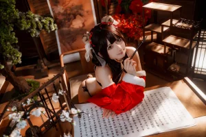 是三不是世《小老虎》主题写真：101张全套美图