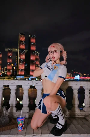 神沢永莉《一起为你加油世界杯》主题写真：126张全套美图，含6个视频