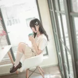 木棉棉《水手服》主题写真：19张全套美图