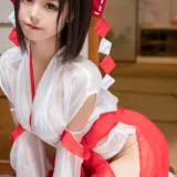 蜜汁猫裘《2020巫女》主题写真：61张全套美图