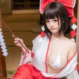 蜜汁猫裘《2020巫女》主题写真：61张全套美图