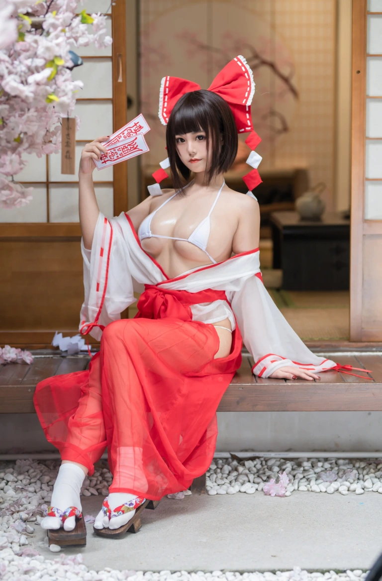 蜜汁猫裘《2020巫女》主题写真：61张全套美图