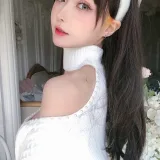 阿包也是兔娘《纯欲女友》主题写真：34张全套美图