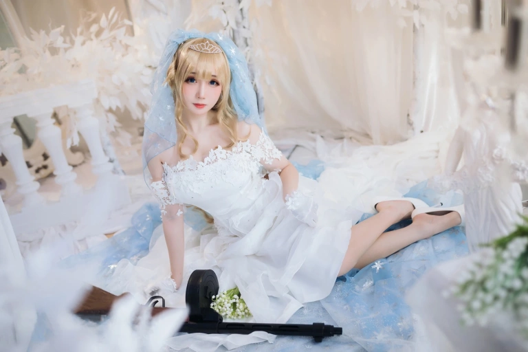 焖焖碳《少女前线 索米婚纱》主题写真：42张全套美图