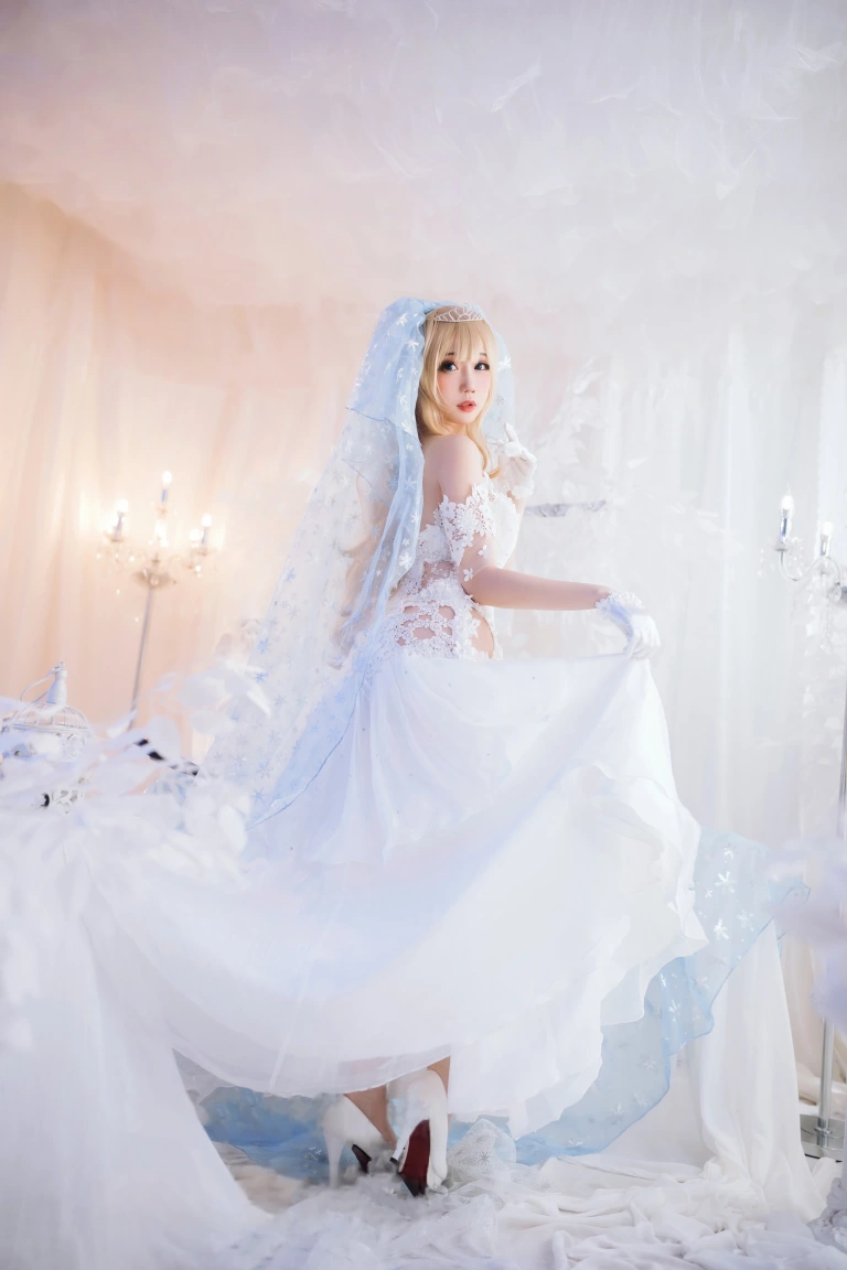 焖焖碳《少女前线 索米婚纱》主题写真：42张全套美图