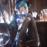 九柒喵《碧蓝航线 柴郡兔女郎》主题写真：58张全套美图