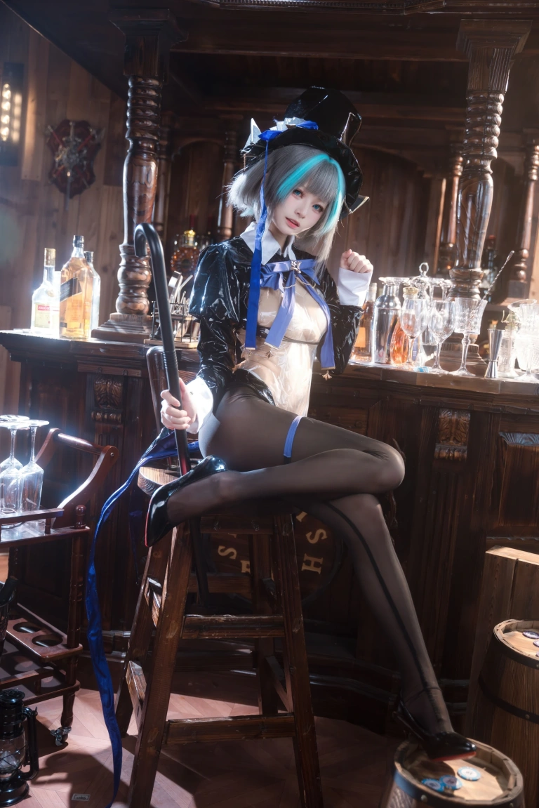 九柒喵《碧蓝航线 柴郡兔女郎》主题写真：58张全套美图