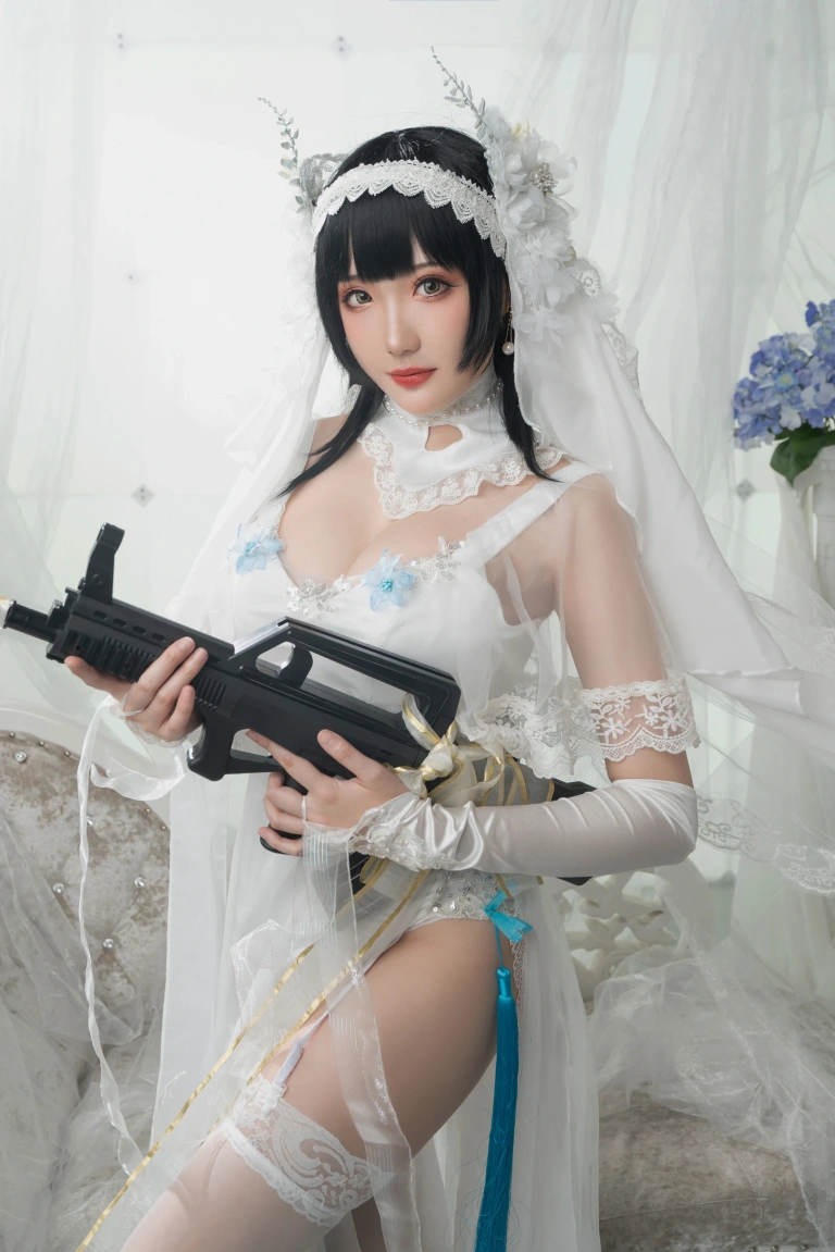 瓜希酱《95式 花嫁》主题写真：30张全套美图
