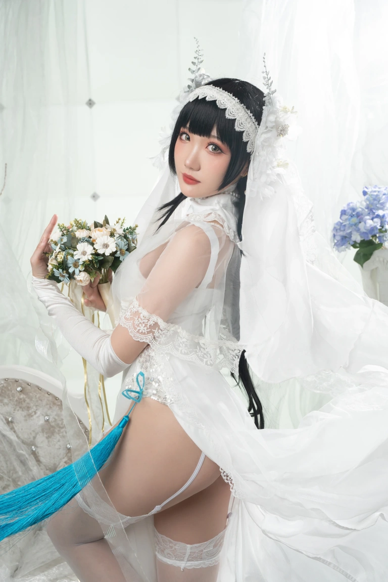 瓜希酱《95式 花嫁》主题写真：30张全套美图